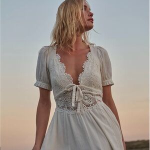 Elegant White Lace Dress